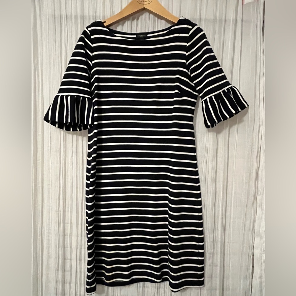 ECU petite small dress with ruffled sleeve